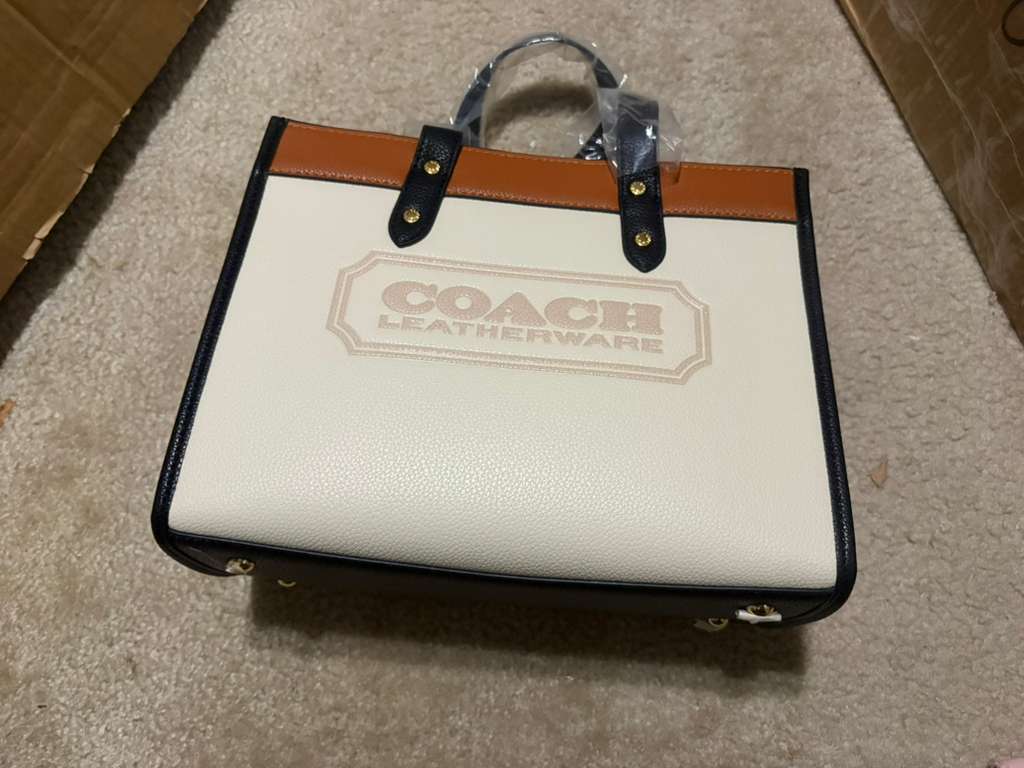 Coach Field Tote 30