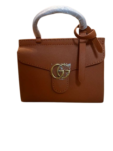 iconic GG Supreme canvas with red trim - Leather Version