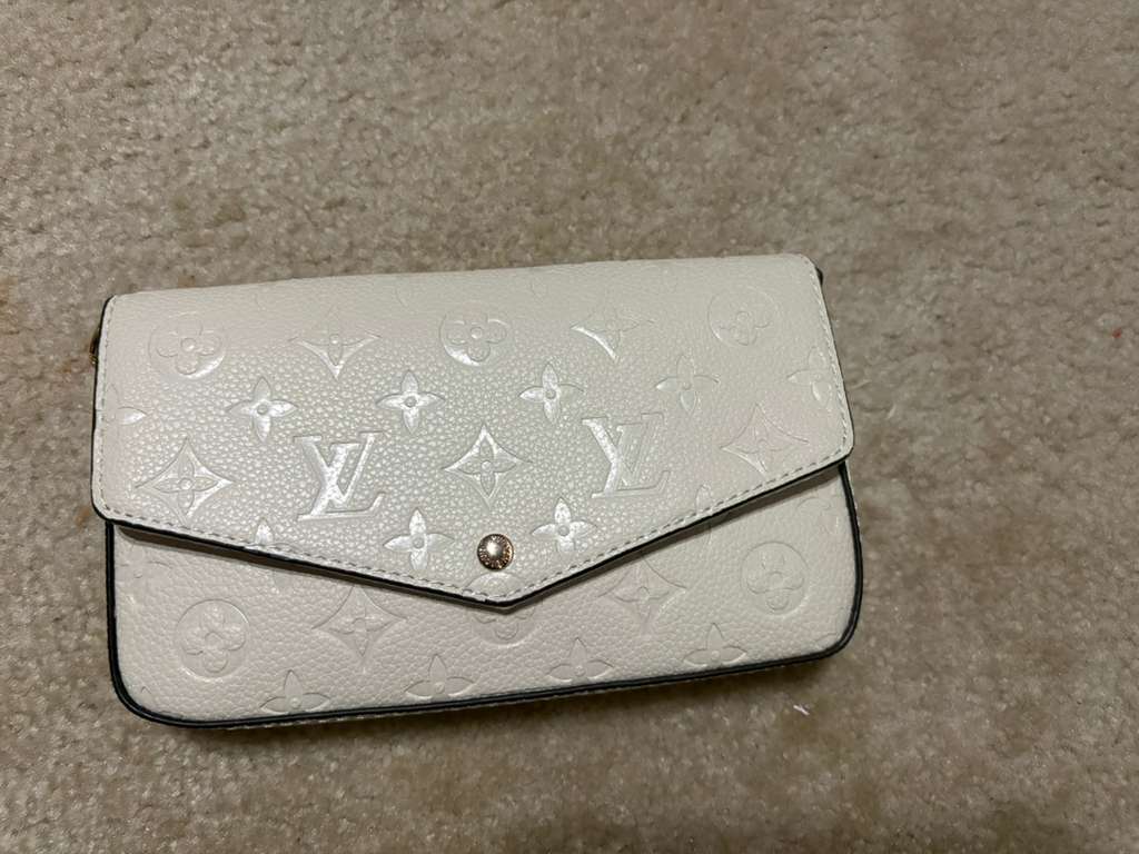 Louis Vuitton OnTheGo tote