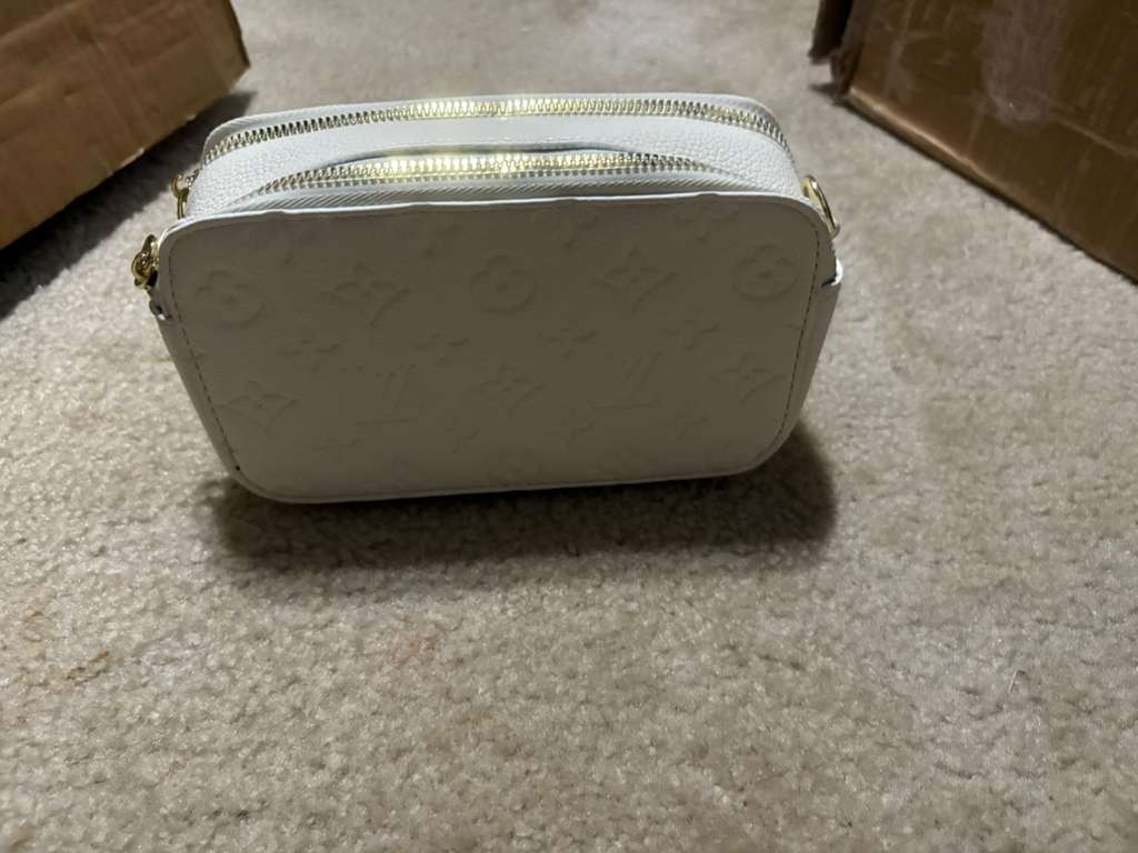 Louis Vuitton OnTheGo tote