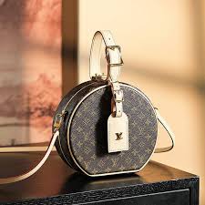 Louis Vuitton Mini Boite Chapeau