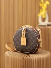 Louis Vuitton Mini Boite Chapeau
